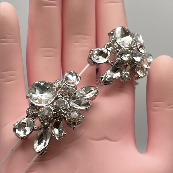 Silver Tone White Glass Rhinestone Cluster Metal Stretch Bracelet Bold Statement - Picture 5 of 6